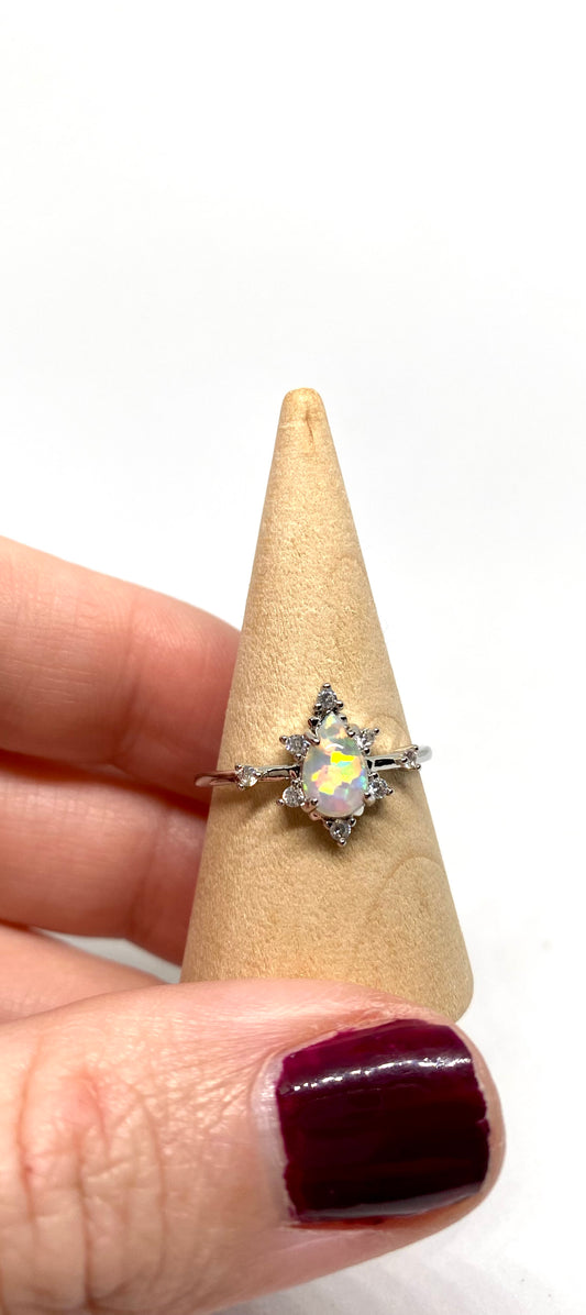 Teardrop opal ring