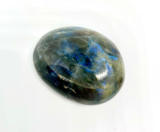 Oil slick labradorite palm stone