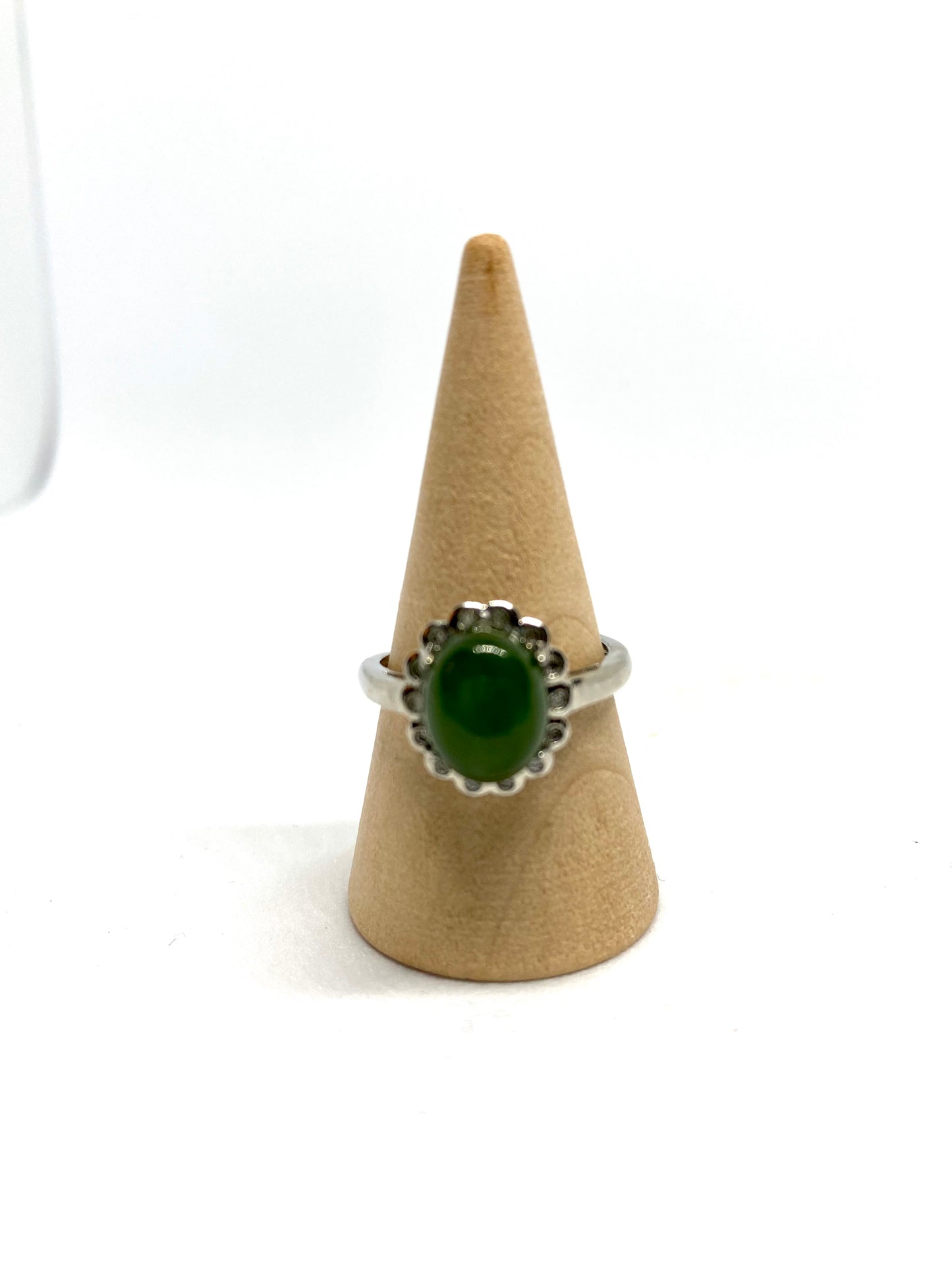 Green jade ring